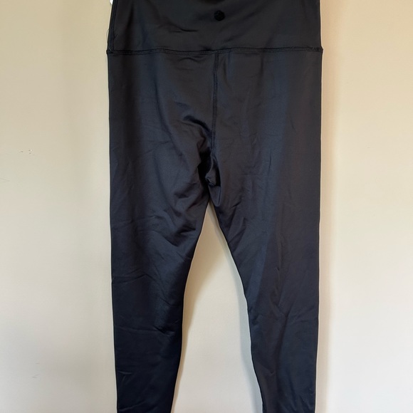NWT High Waisted Yoga Leggjngs Size M - Picture 2 of 4